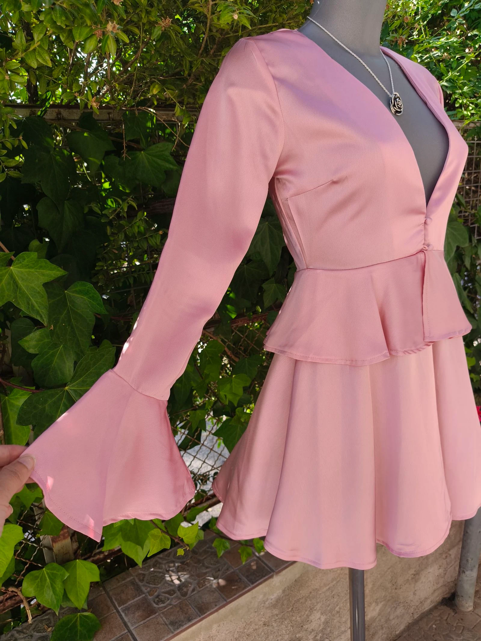 Vestido corto rosa escote pronunciado Missguided  – photo 7